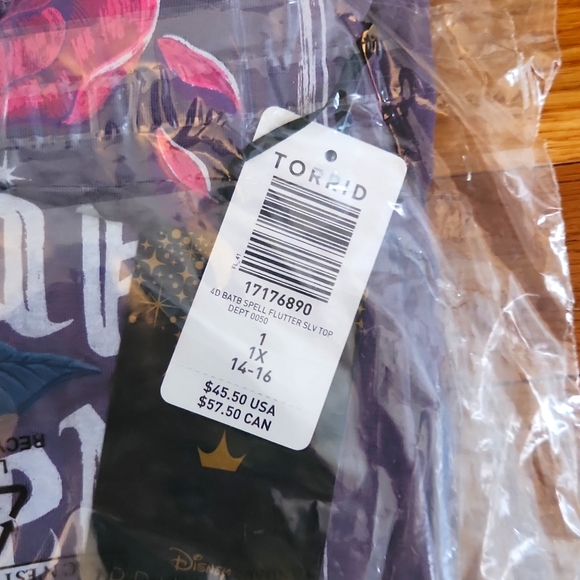 ❤️NWT VINTAGE TORRID DISNEY PRINCESS BELLE TEE BEAUTY AND THE BEAST TEE SIZE 1X - Picture 5 of 9